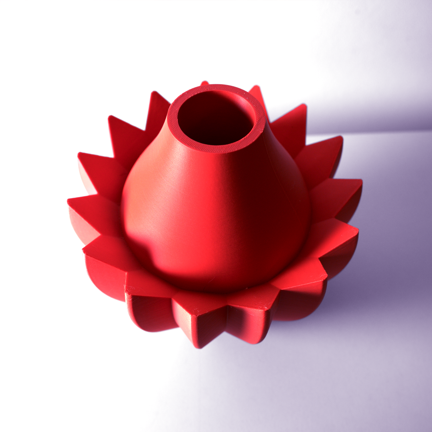 The Makio Vase