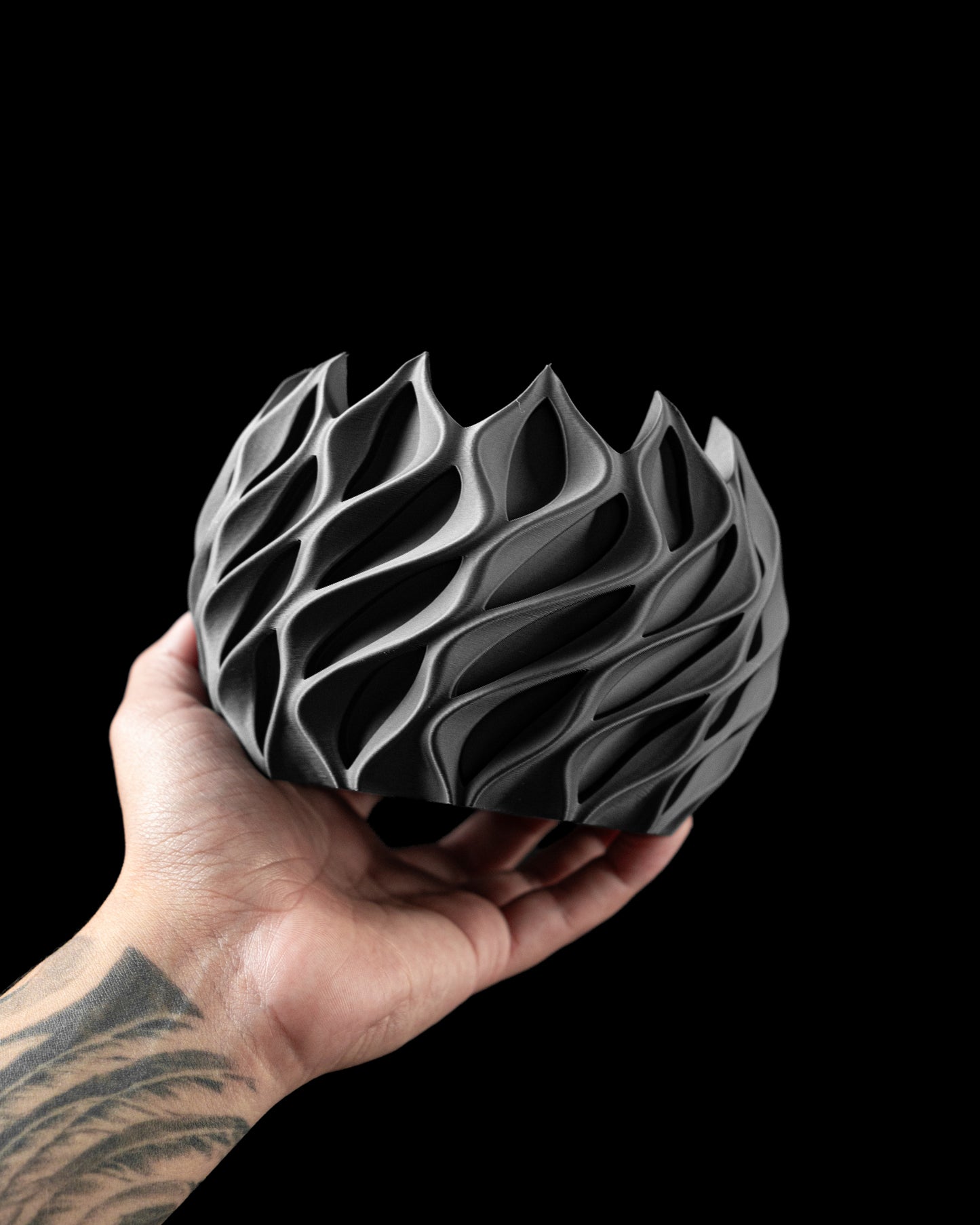 Twisted interior Planter Pot