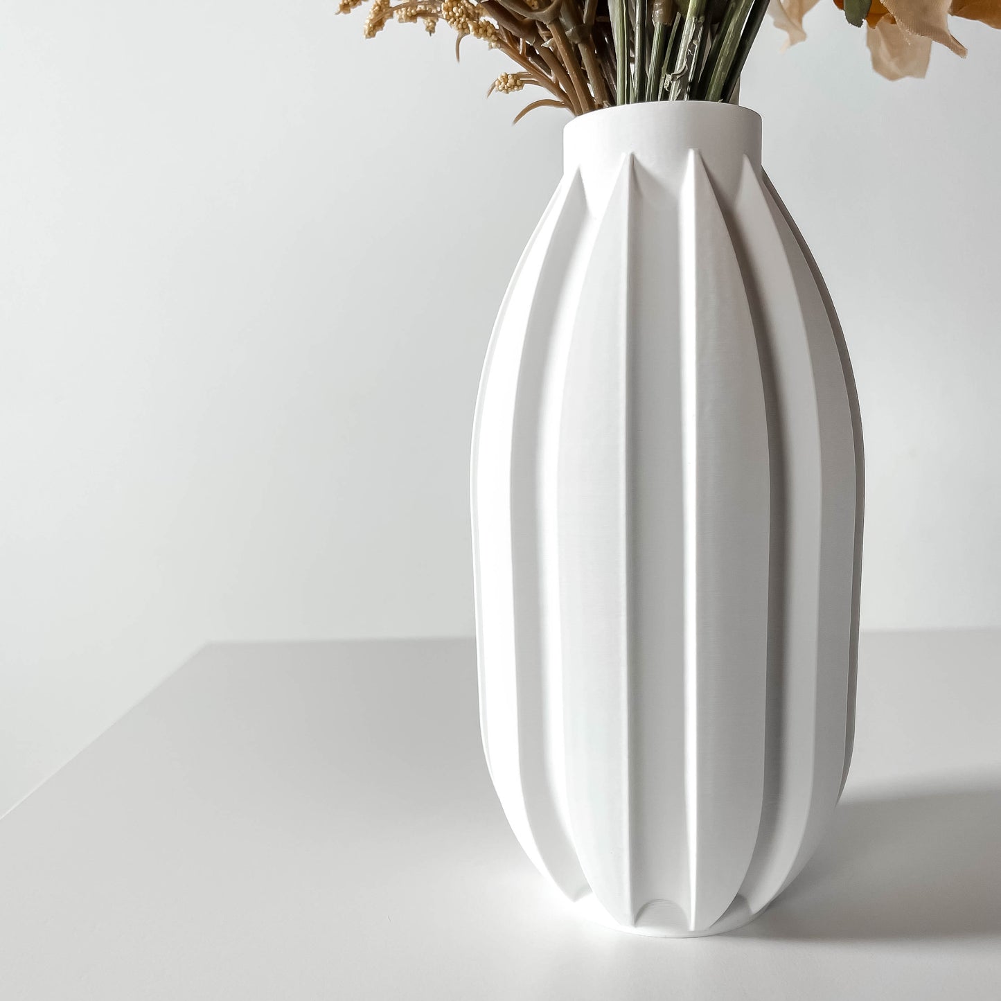 The Akin Vase