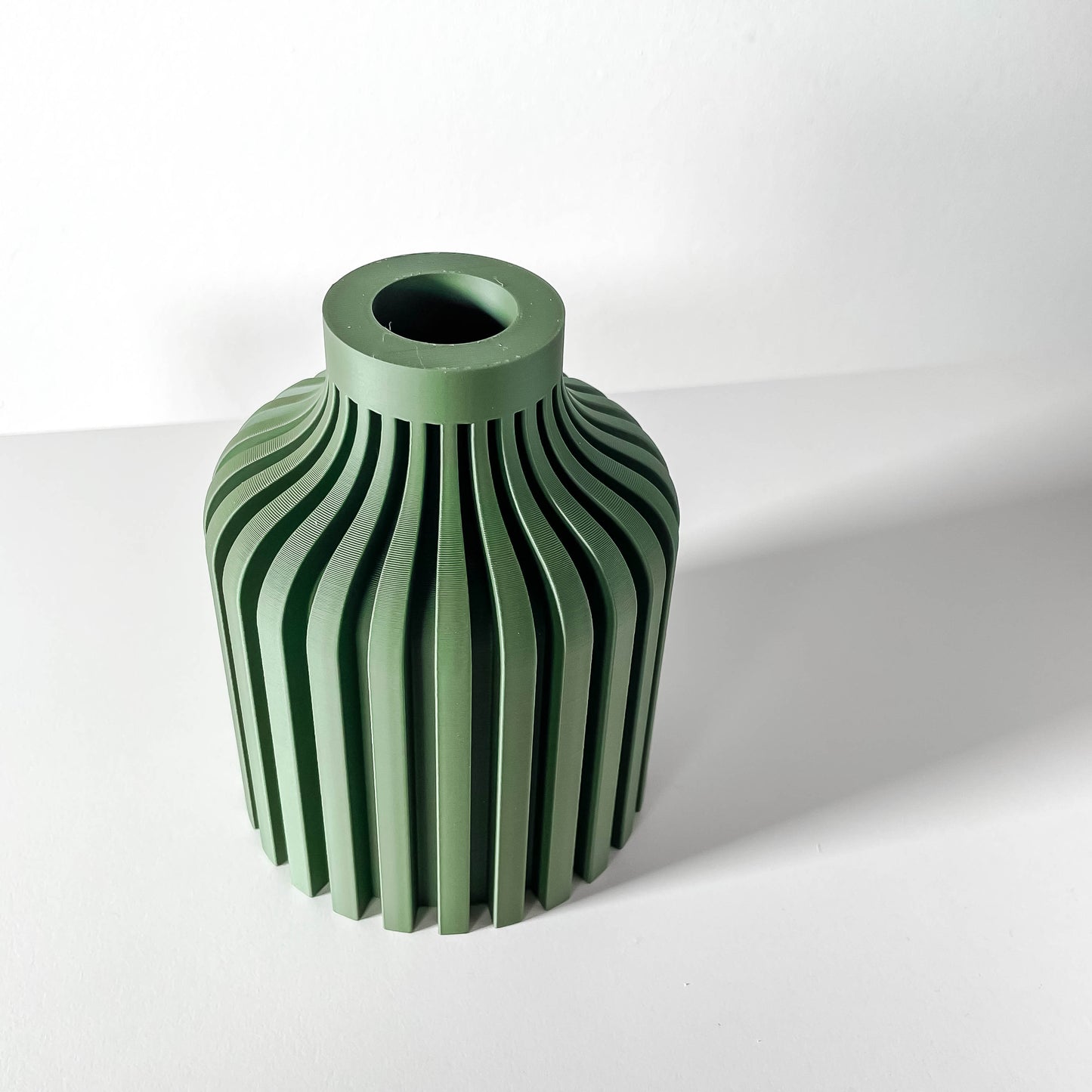 The Alik Short Vase