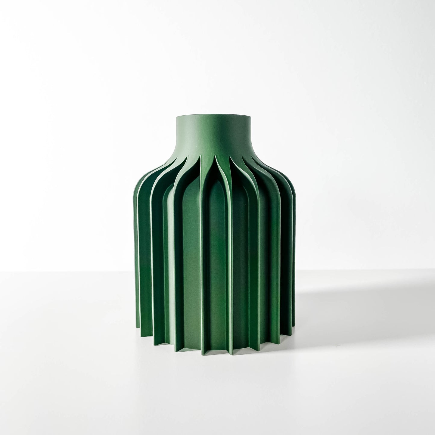 The Kinsu Short Vase