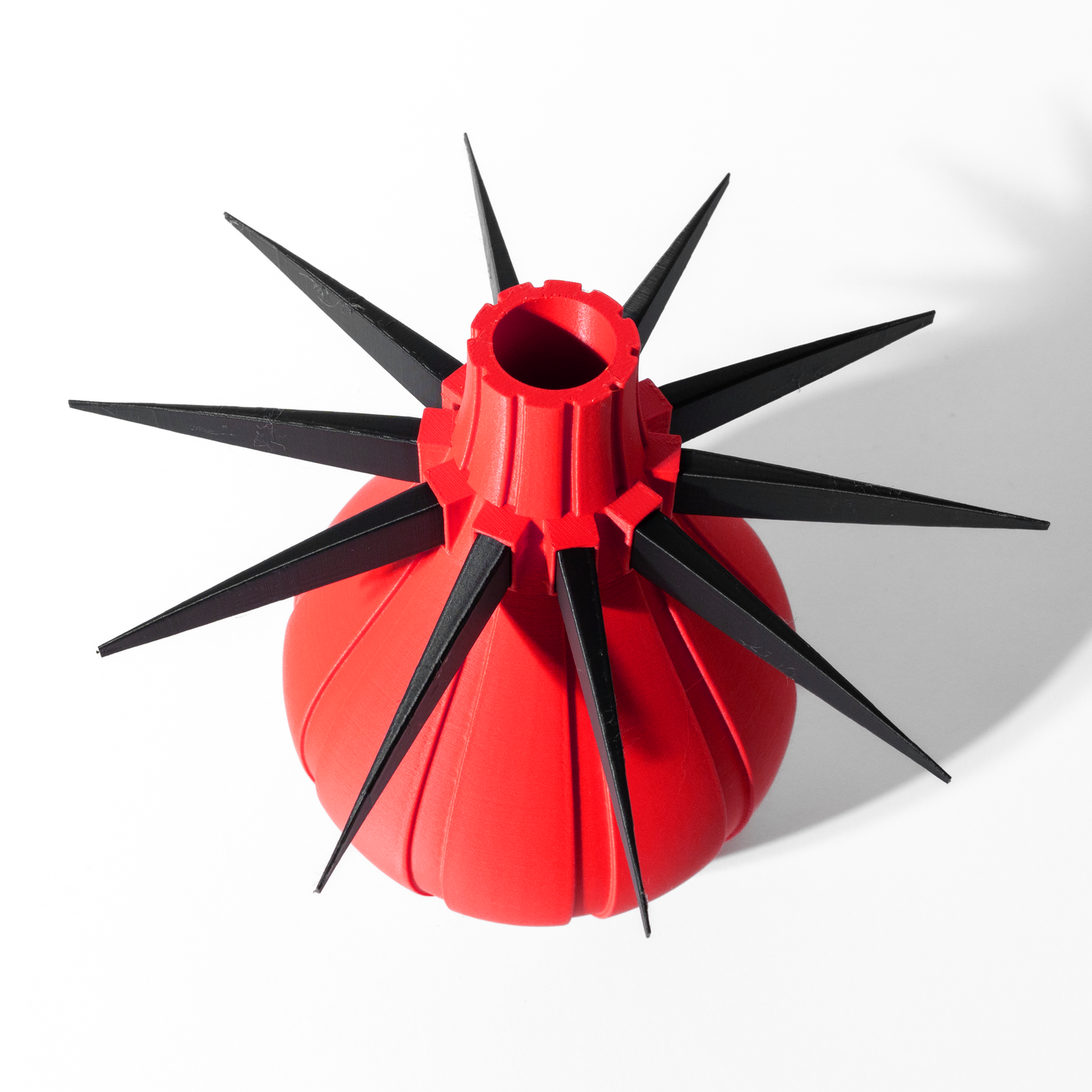 The Maven Vase