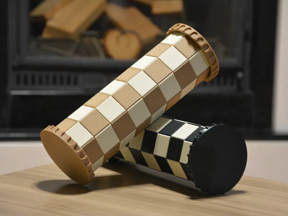 Minimalist Chess Set | Foldable & Portable