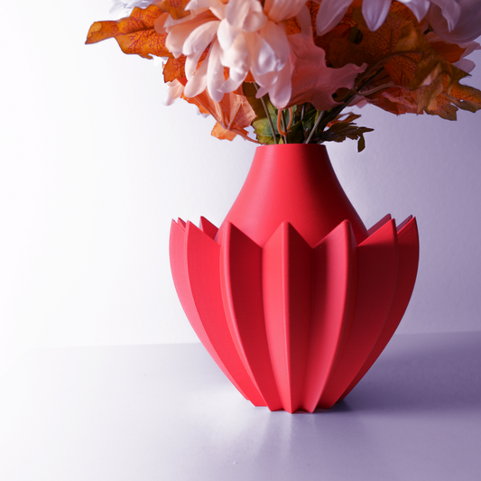 The Makio Vase
