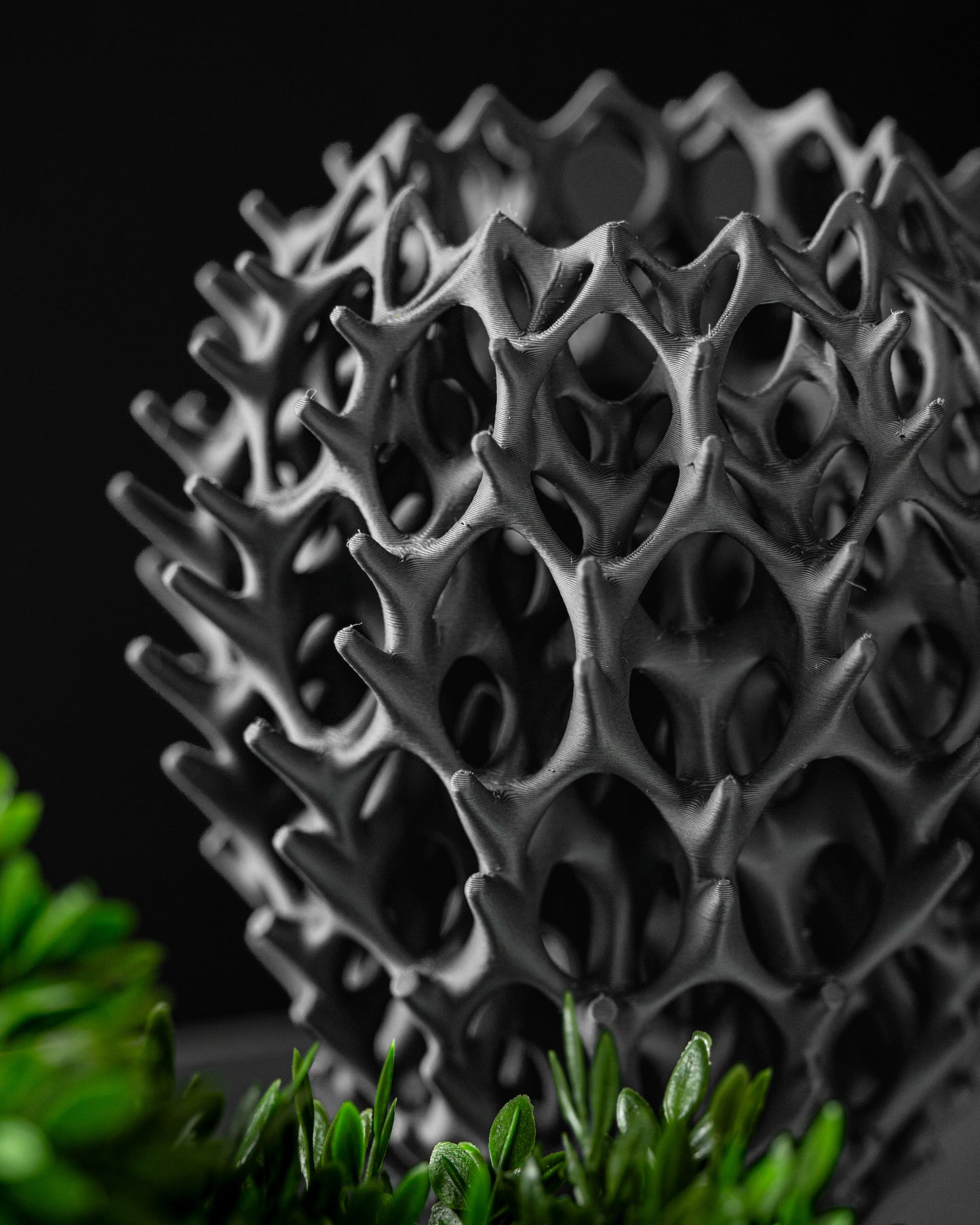 INVADER FLOWER VASE