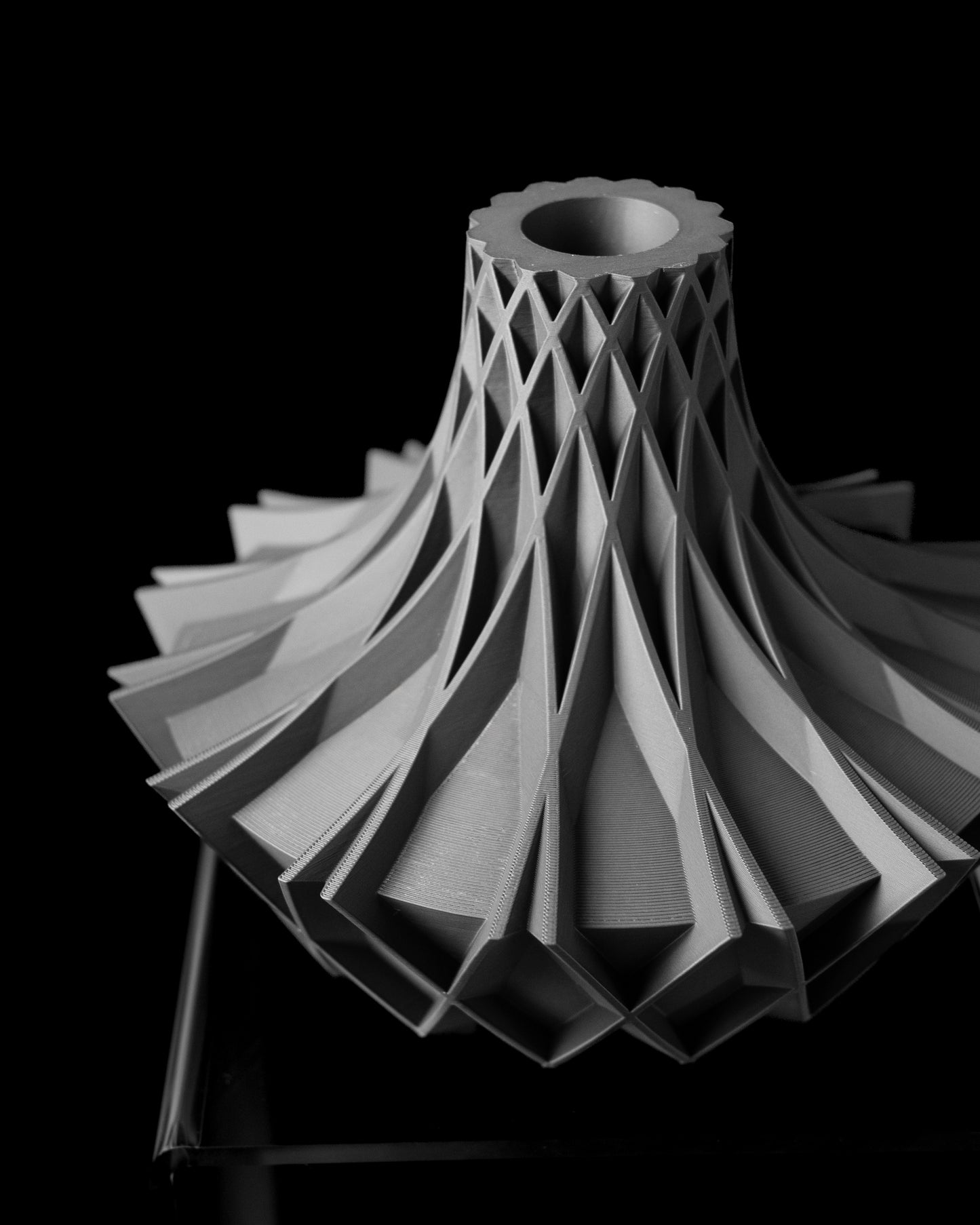The Arkan Short Vase