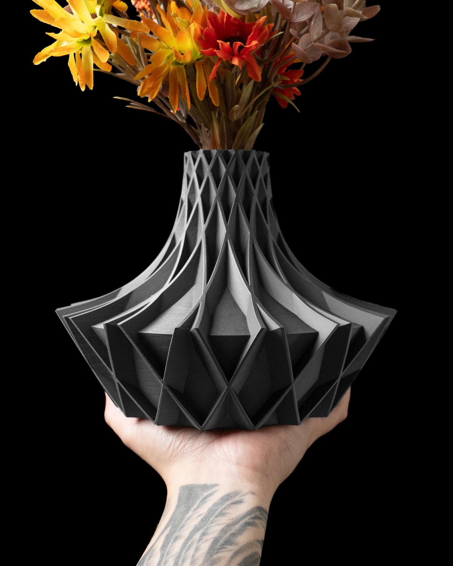 The Arkan Short Vase
