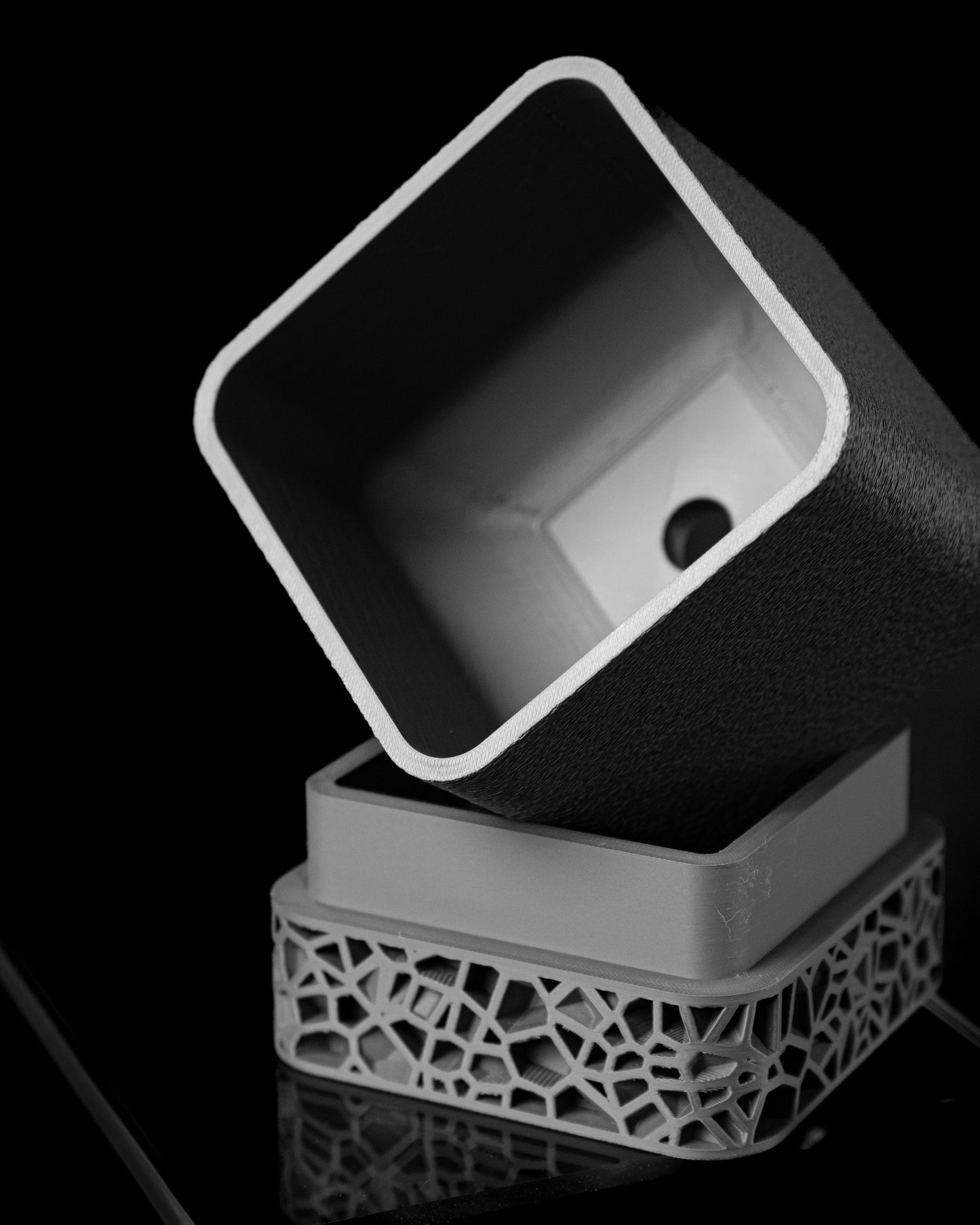 VORI SQUARE INTERIOR PLANTER
