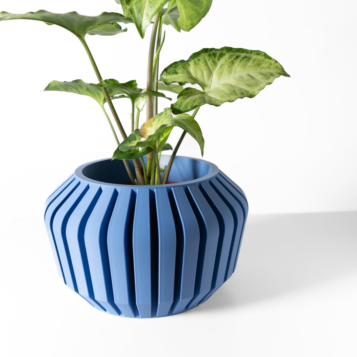 The Vaki Interior Planter Pot with Drainage Tray
