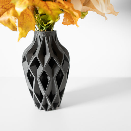 The Yano Vase