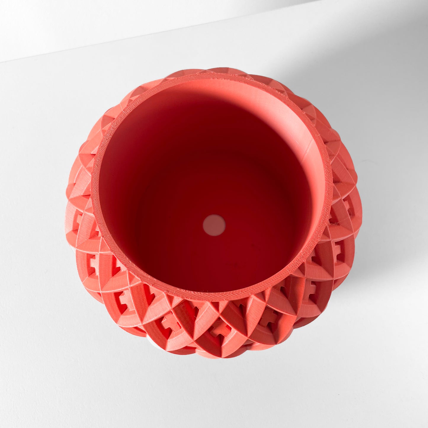 The Rokio Interior Planter Pot with Drainage Tray