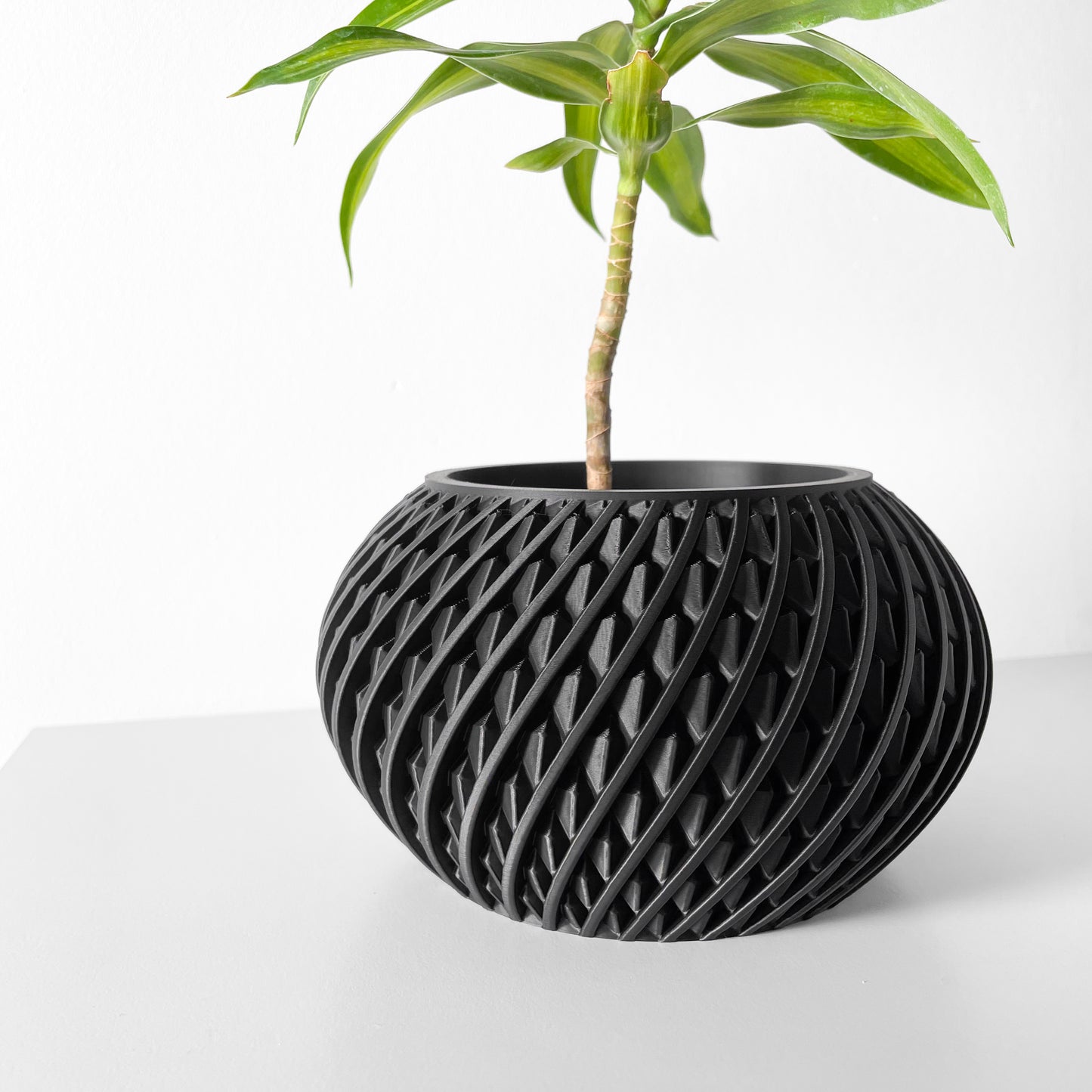 The Kio Interior Planter Pot with Drainage Tray