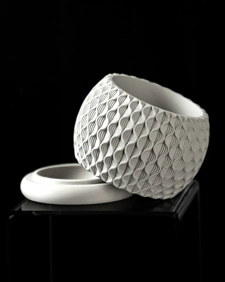 Bloom Interior planter Pot