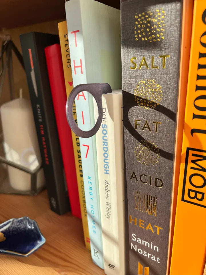 Spine Pull Bookmark