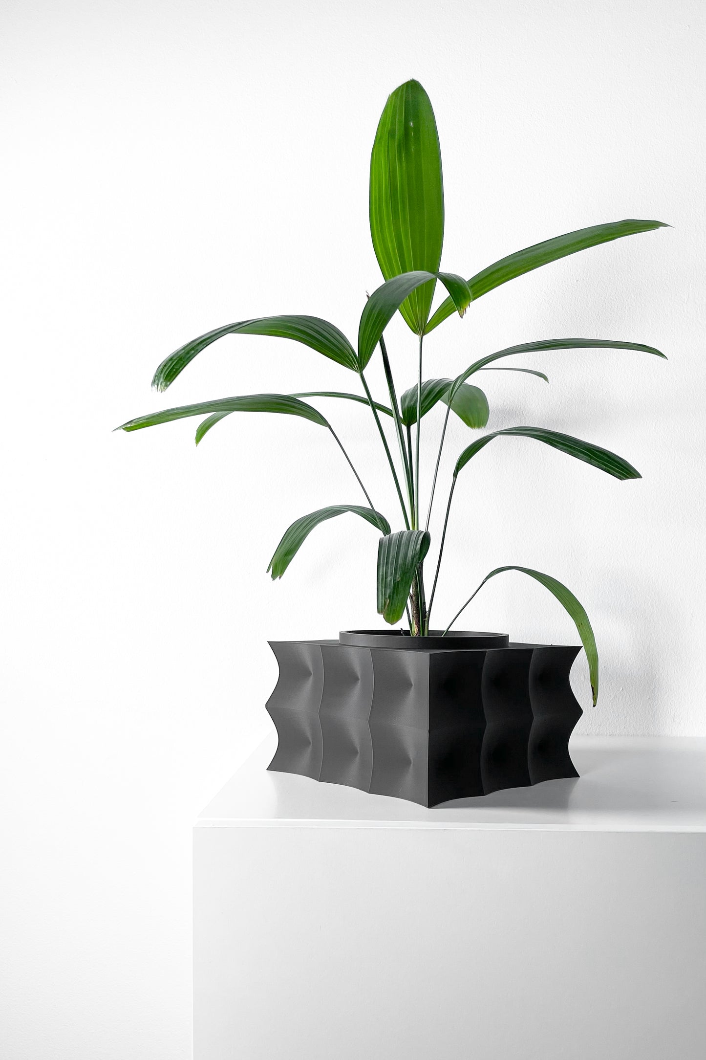 The Averth Interior Planter Pot with Drainage Tray
