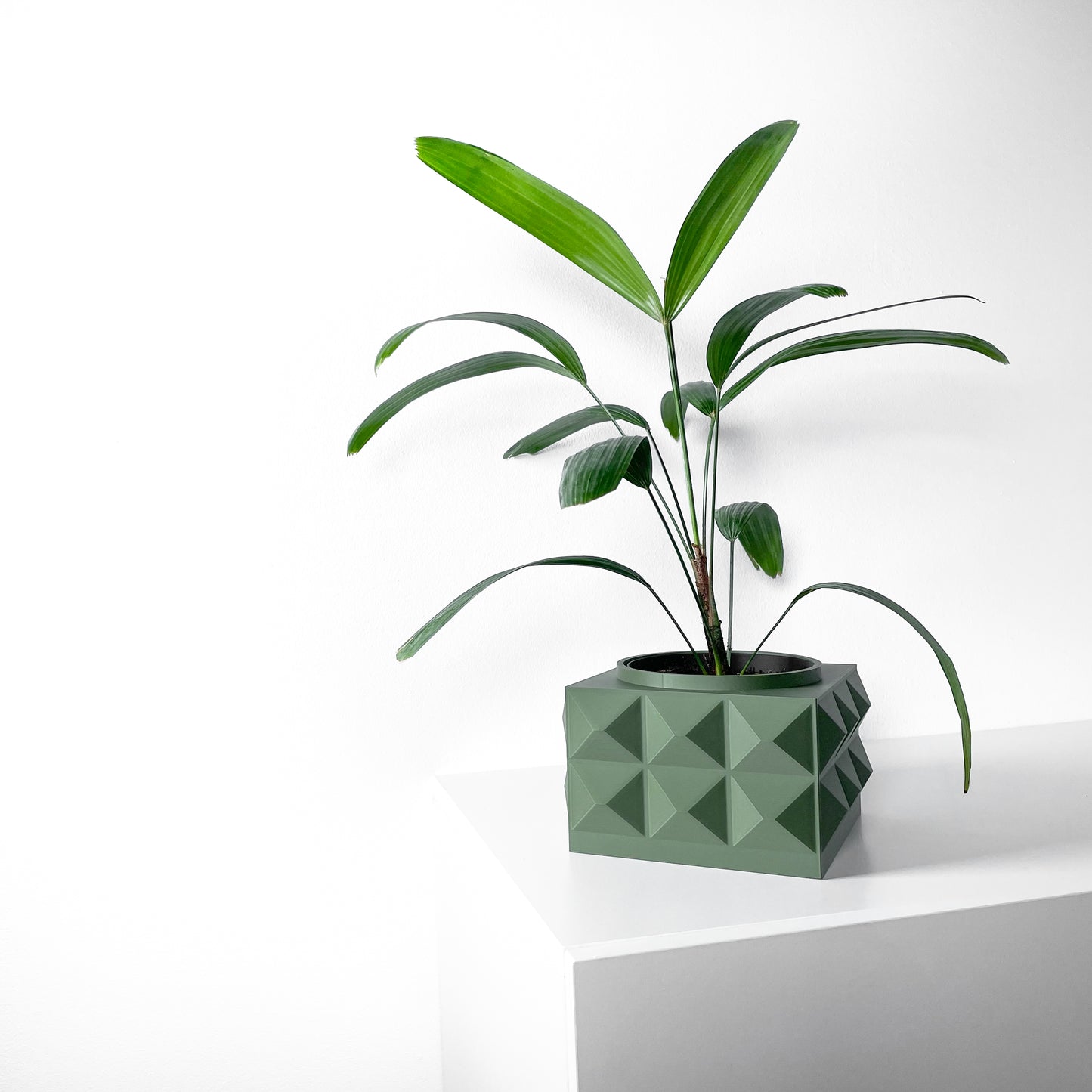 The Eldan Interior Planter Pot with Drainage Tray