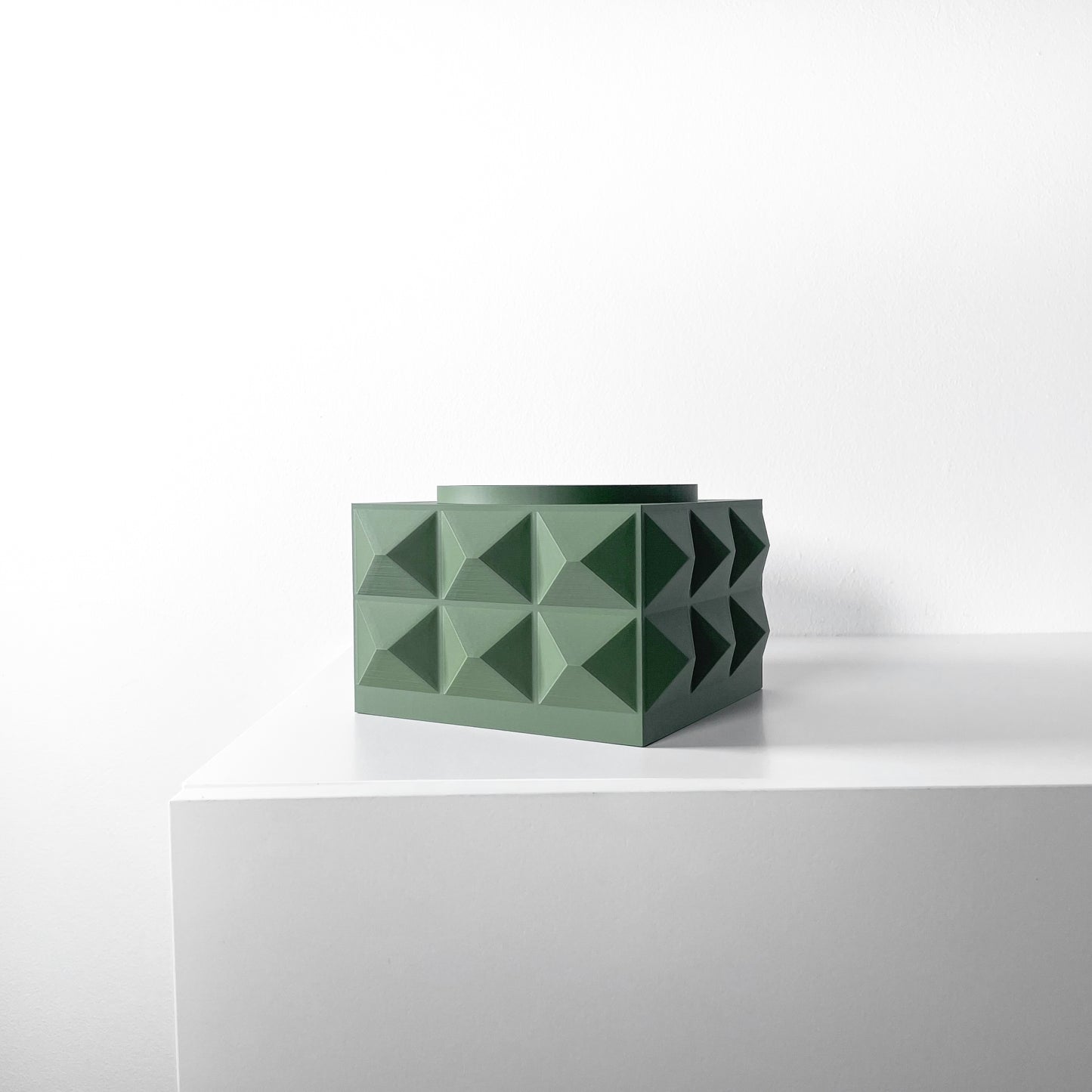 The Eldan Interior Planter Pot with Drainage Tray