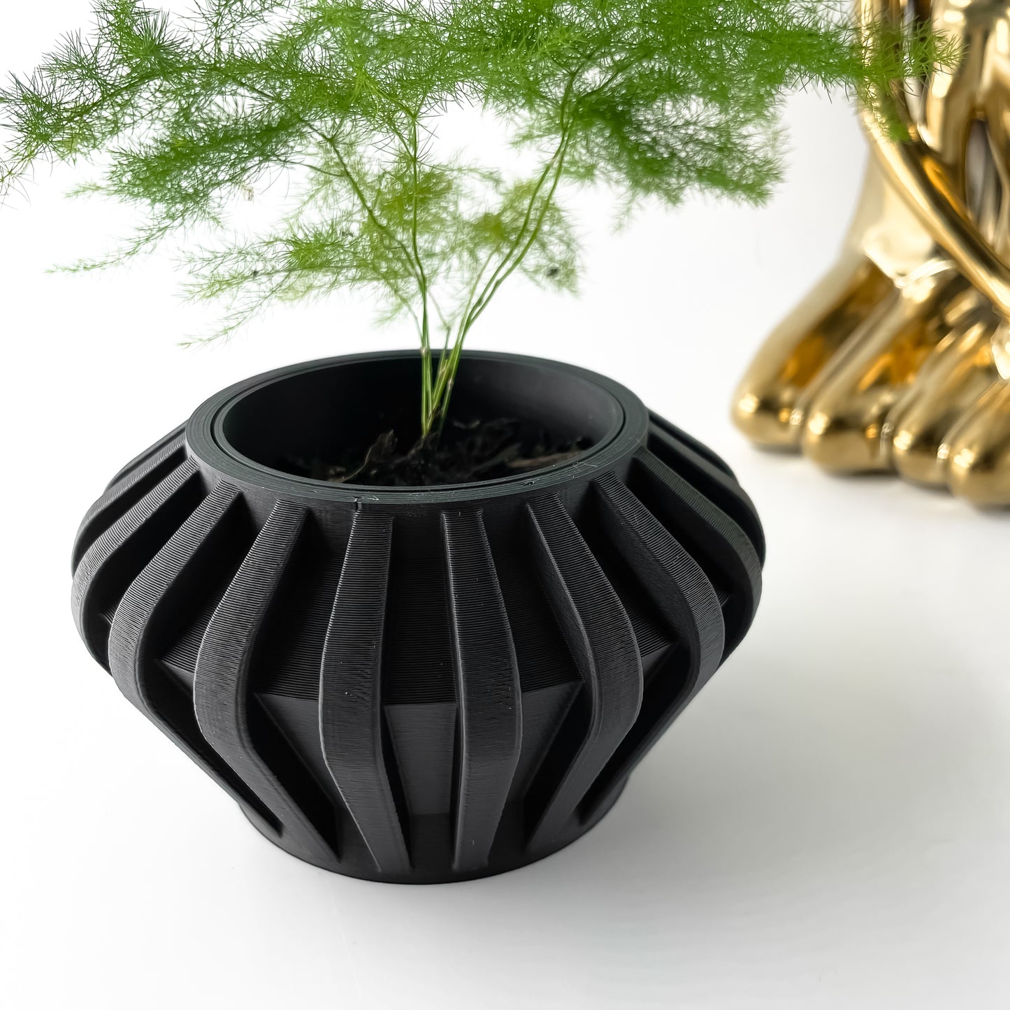 The Hino Interior Planter Pot with Drainage Tray
