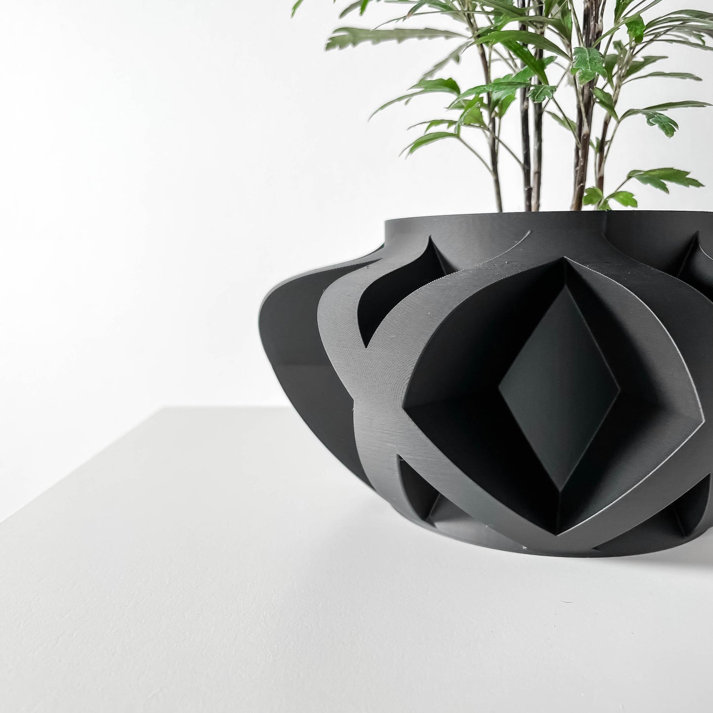 The Sono Interior Planter Pot with Drainage Tray