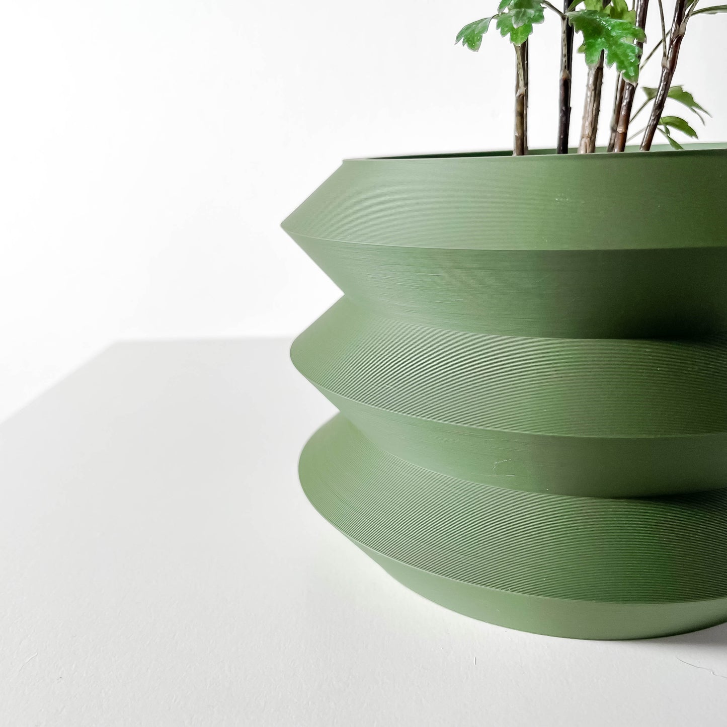 The Sima Interior Planter Pot with Drainage Tray