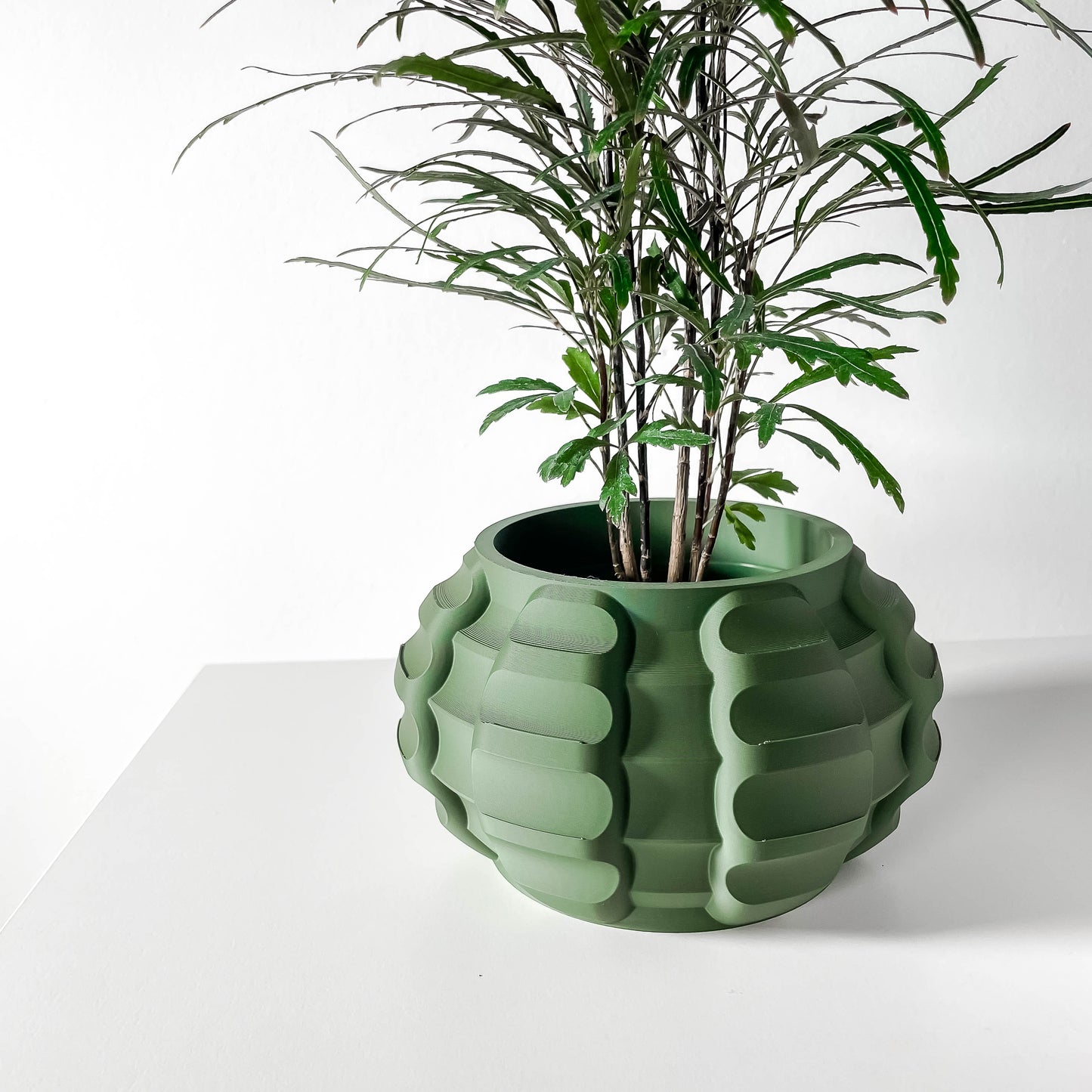 The Jute Interior Planter Pot with Drainage Tray