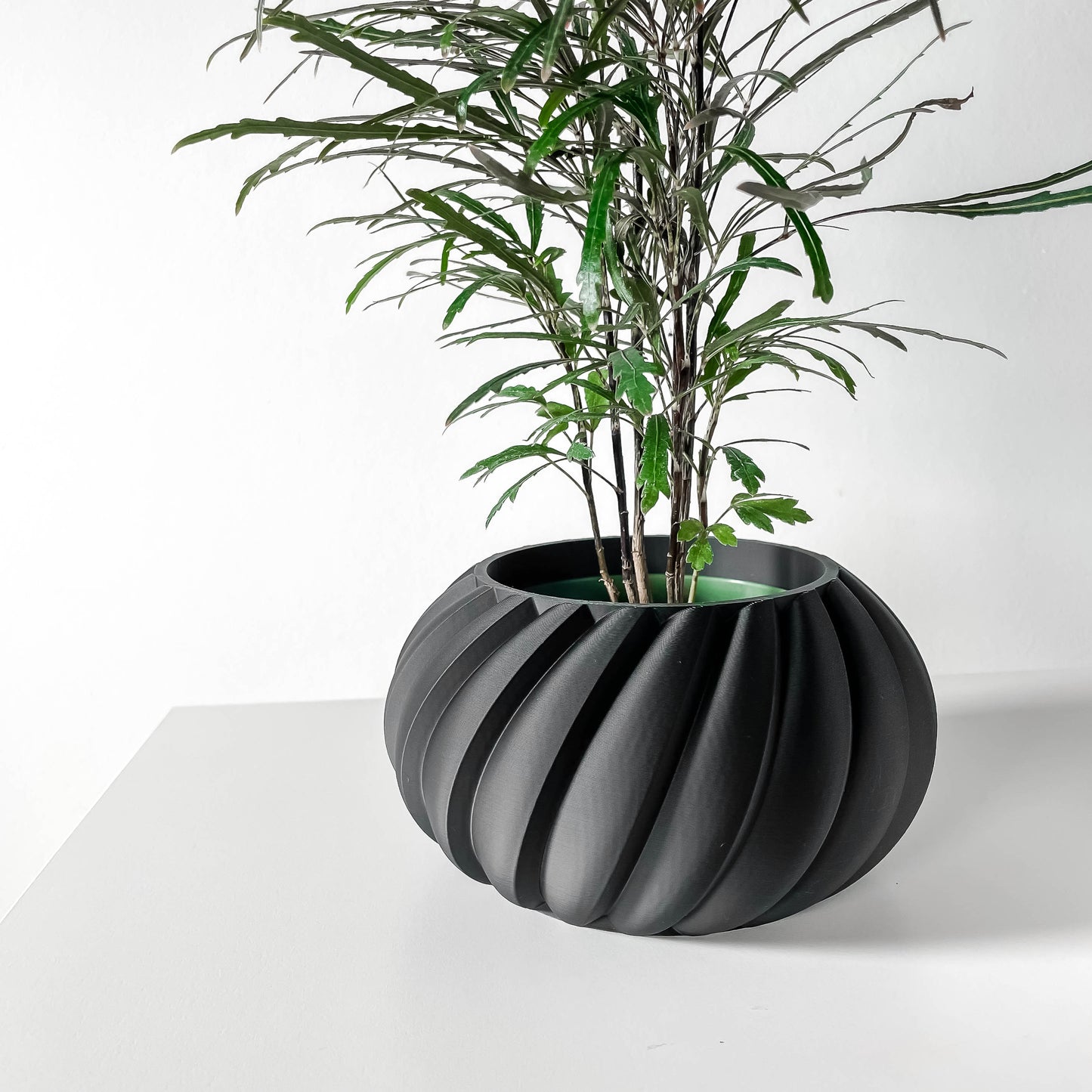 The Oro Interior Planter Pot with Drainage Tray