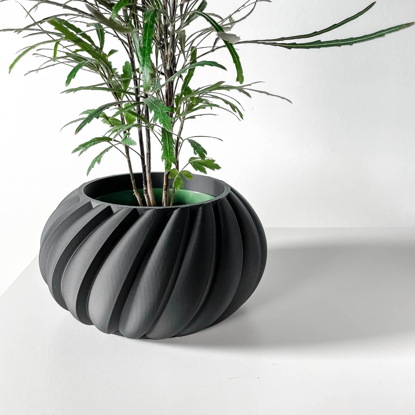 The Oro Interior Planter Pot with Drainage Tray