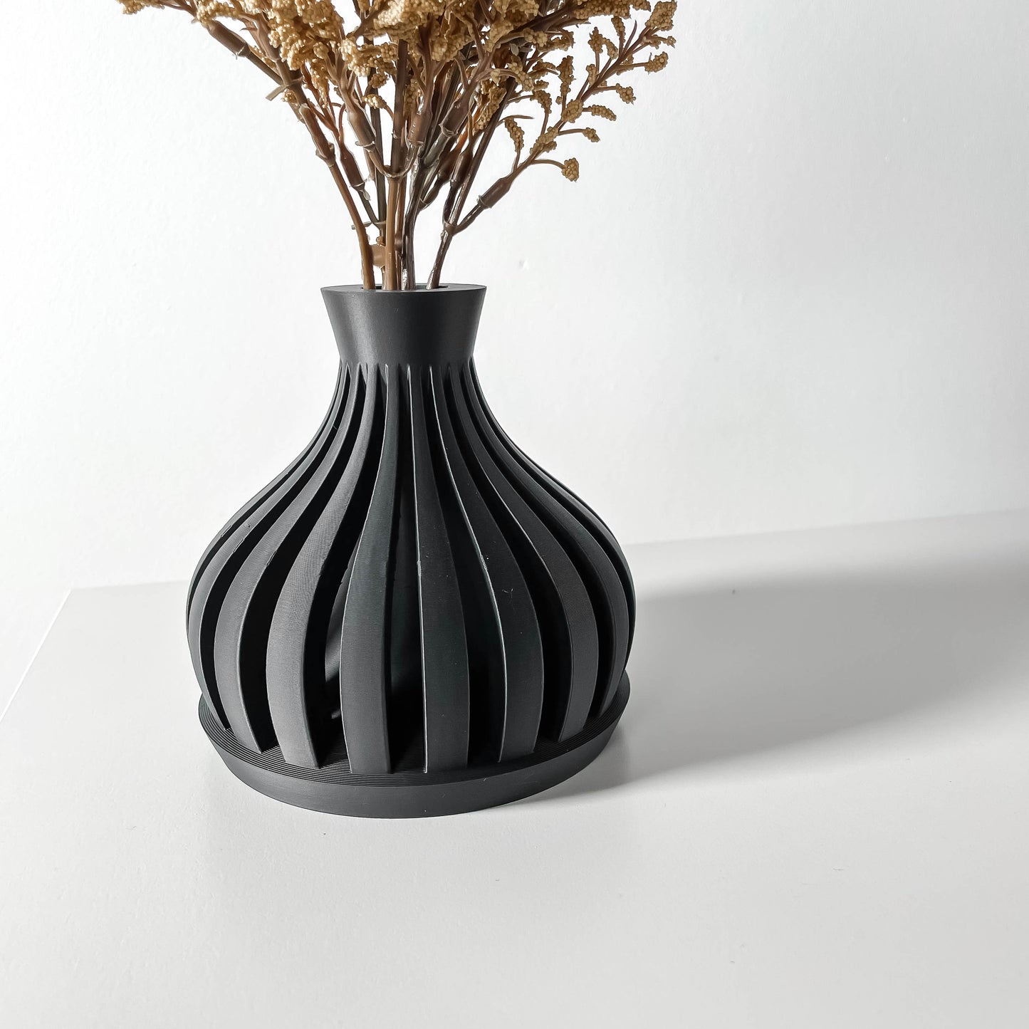 The Luni Short Vase