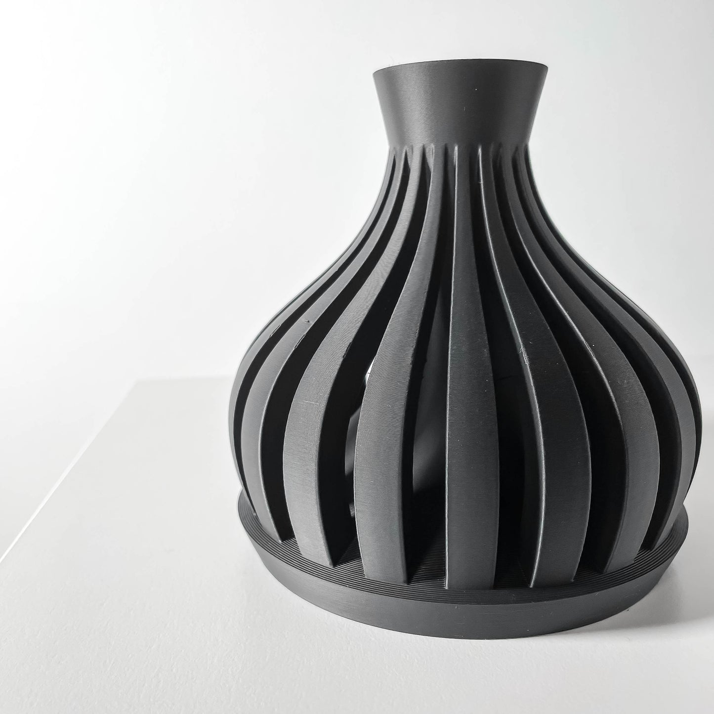 The Luni Short Vase